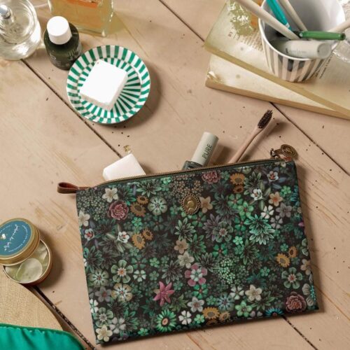 PIP STUDIO - Charly cosmetic flat pouch medium - verde